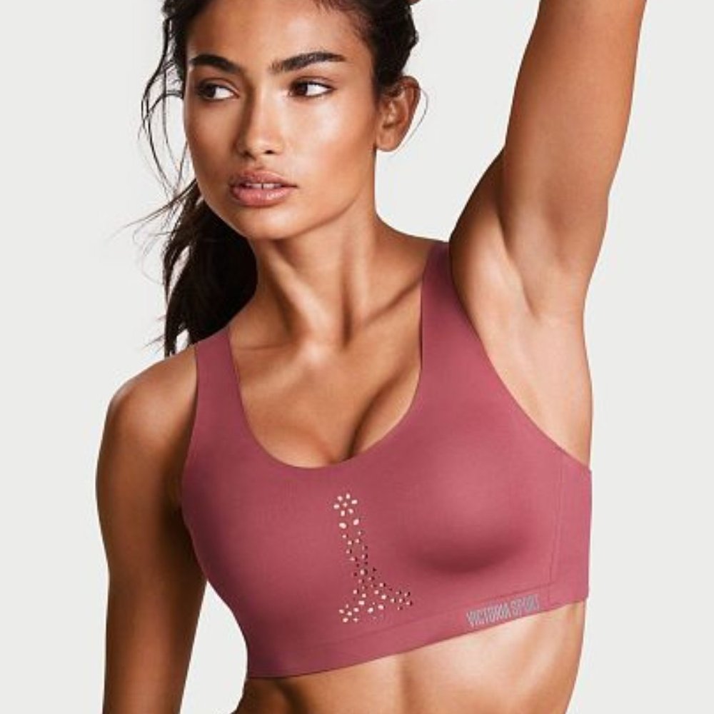 NWOT VICTORIA’S SECRET SPORT ANGEL MAX SPORTS BRA